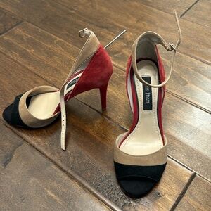 Excellent condition heels